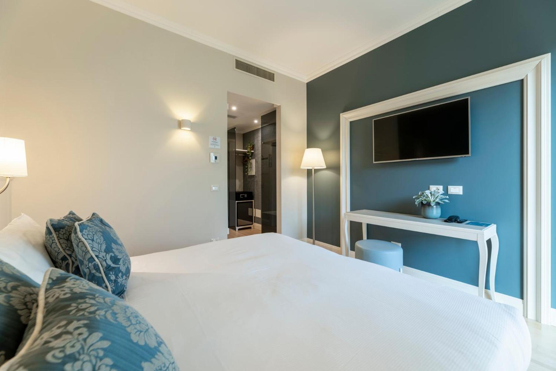 Hotel La Caporala 卡斯泰尔达扎诺 外观 照片